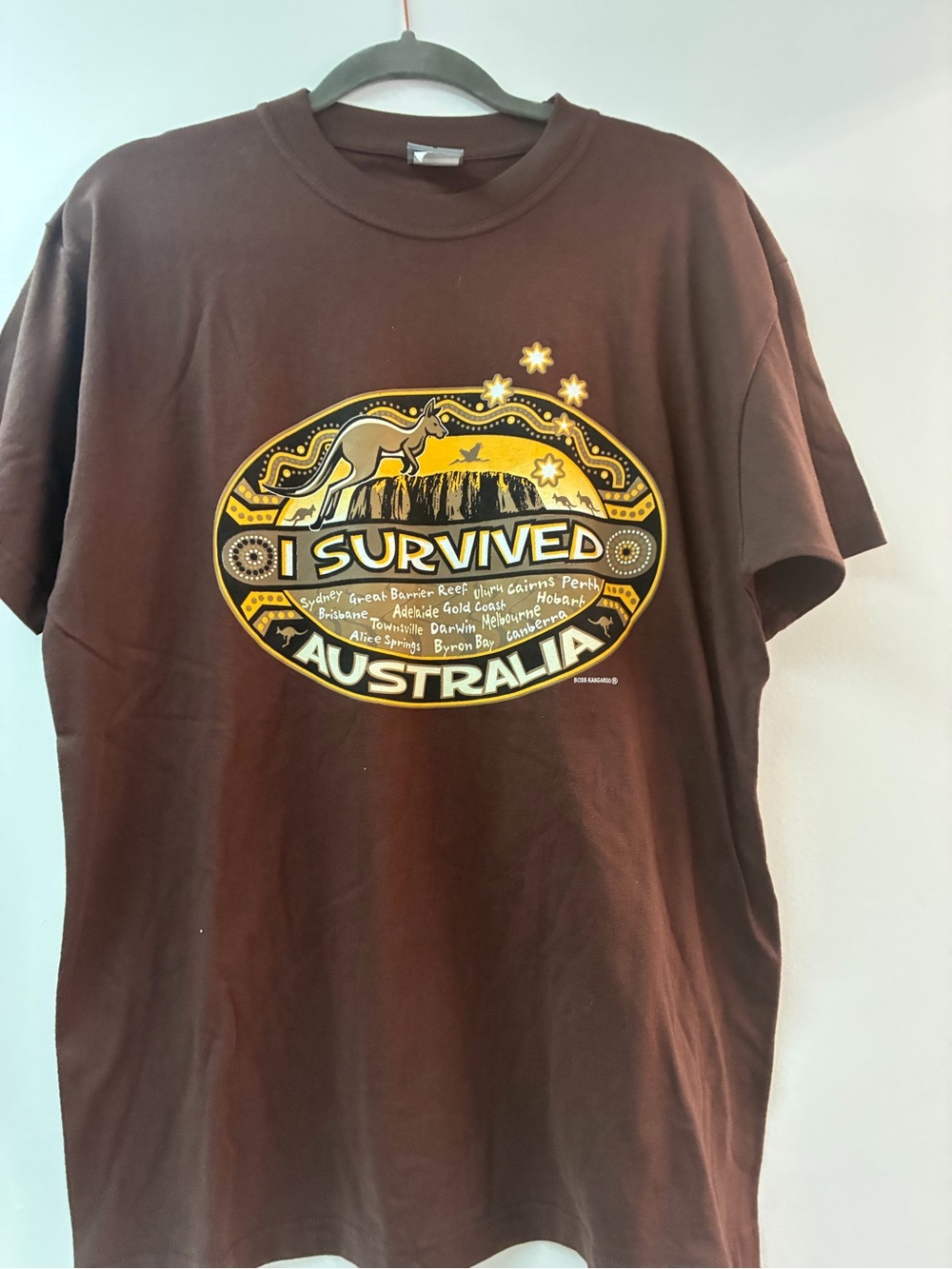 Men's Brown 'I Survived Australia' Short Sleeve Graphic Tee